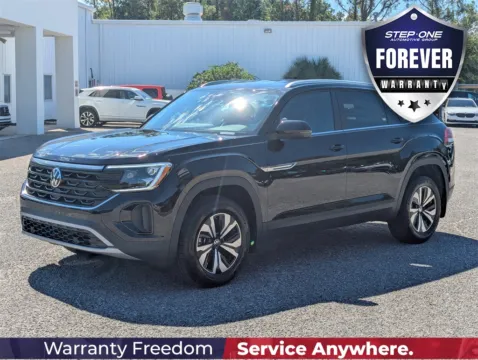 Black 2026 Volkswagen Atlas Cross Sport 2.0T SE for sale in Fort Walton Beach, FL