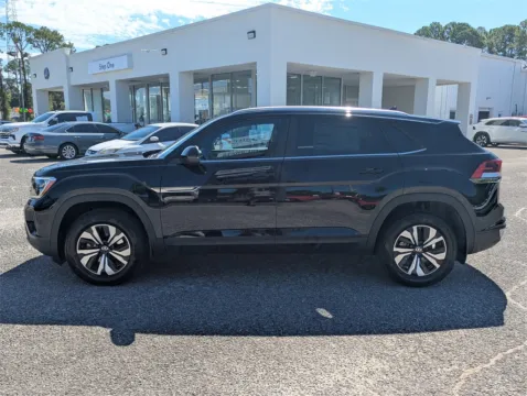 More photos of 2026 Volkswagen Atlas Cross Sport 2.0T SE at Step One Volkswagen Fort Walton Beach, FL