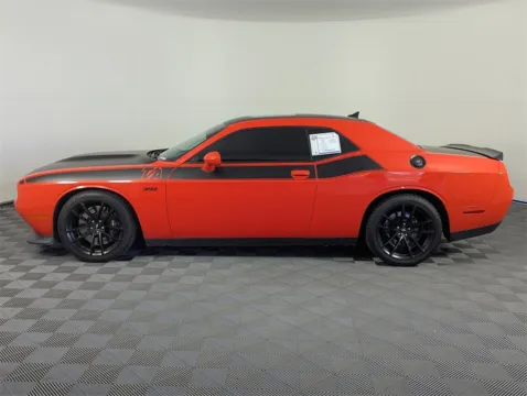 More photos of 2017 Dodge Challenger R/T at Step One Volkswagen Fort Walton Beach, FL