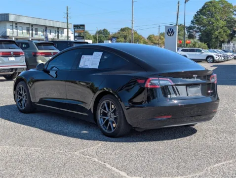 More photos of 2022 Tesla Model 3 Long Range at Step One Volkswagen Fort Walton Beach, FL