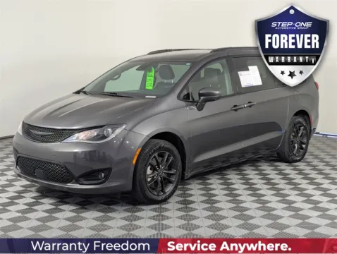 Gray 2020 Chrysler Pacifica Launch Edition for sale in Fort Walton Beach, FL