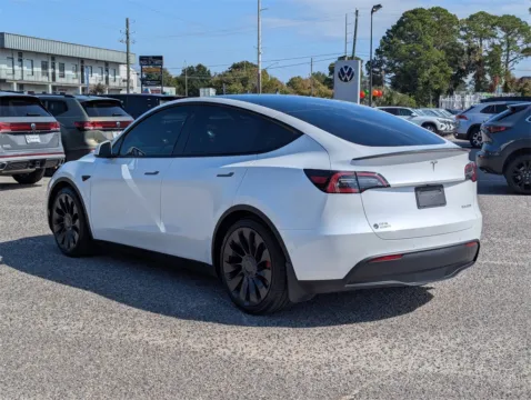More photos of 2022 Tesla Model Y Performance at Step One Volkswagen Fort Walton Beach, FL