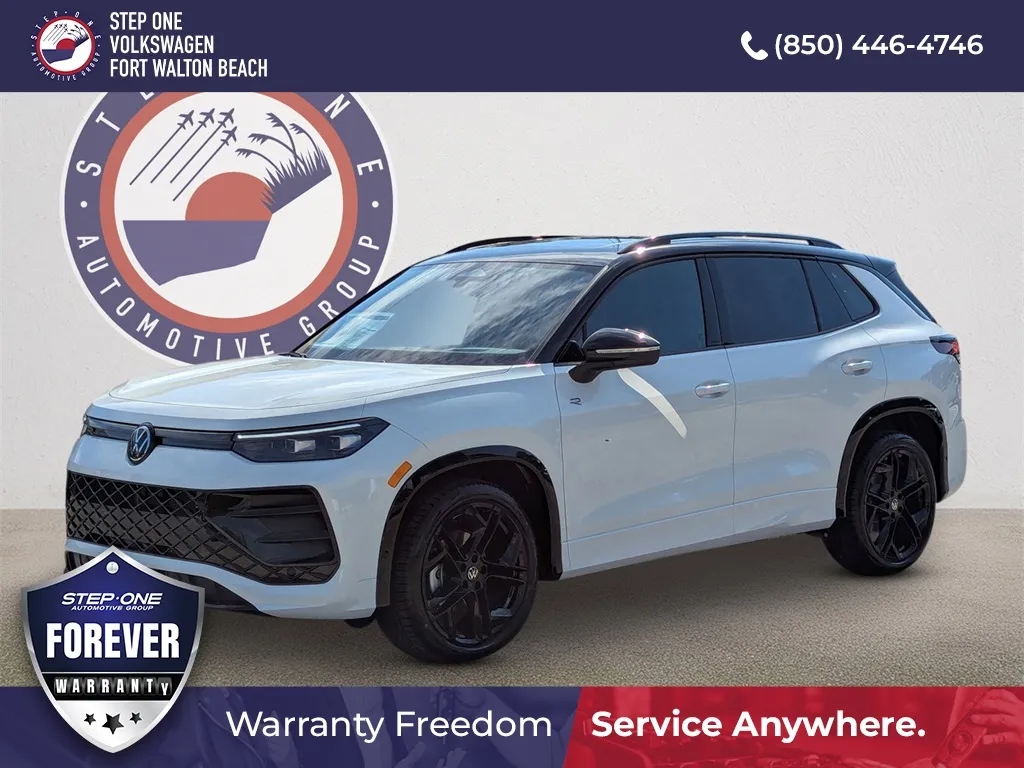 White 2026 Volkswagen Tiguan 2.0T SE R-Line Black for sale in Fort Walton Beach, FL