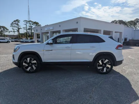 More photos of 2026 Volkswagen Atlas Cross Sport 2.0T SE w/Technology at Step One Volkswagen Fort Walton Beach, FL