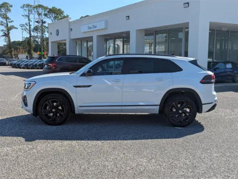 More photos of 2026 Volkswagen Atlas Cross Sport 2.0T SEL R-Line Black at Step One Volkswagen Fort Walton Beach, FL