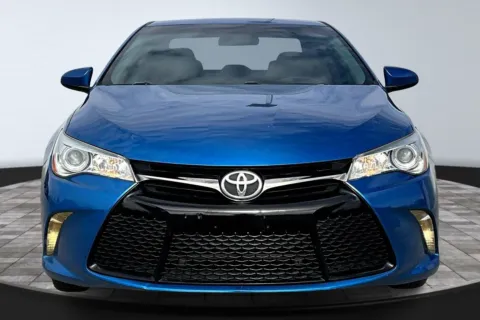 Another view of 2017 Toyota Camry SE for sale in Redlands, CA at Redlands CDJR