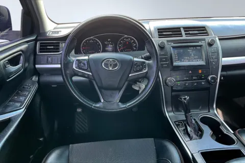 More photos of 2017 Toyota Camry SE at Redlands CDJR, CA