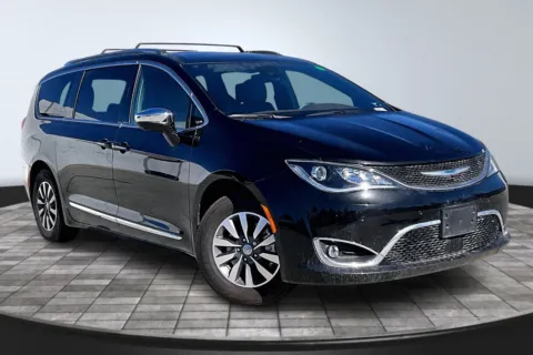 Photos of 2020 Chrysler Pacifica Hybrid Limited for sale in Redlands, CA at Redlands CDJR