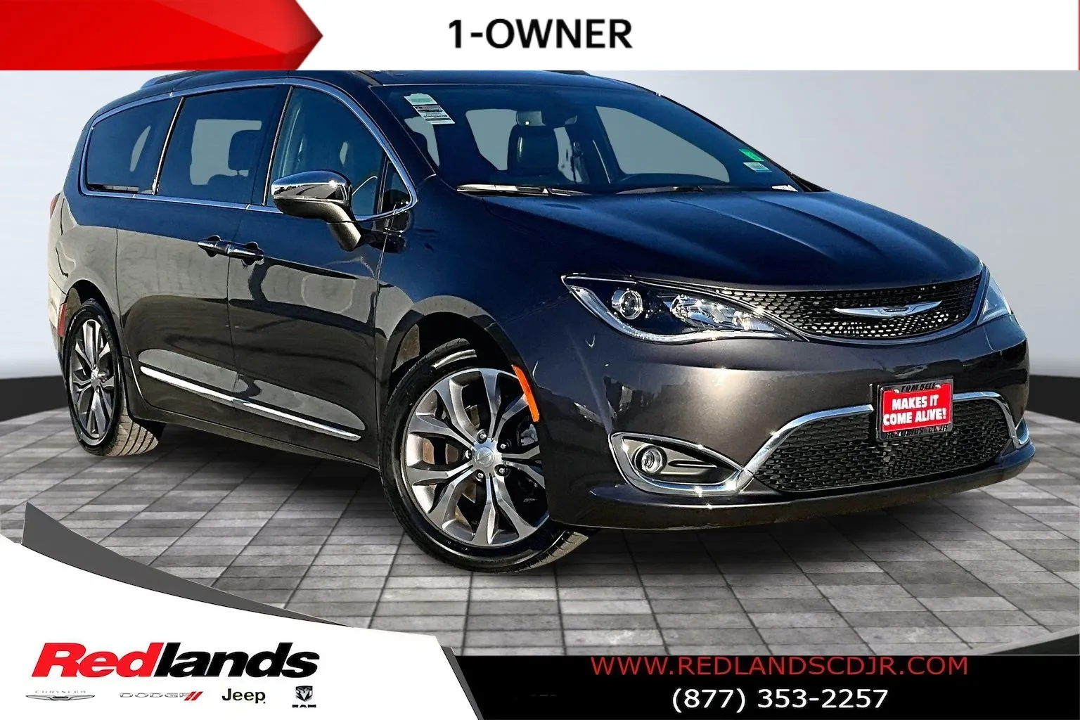 2020 Chrysler Pacifica Limited's photo