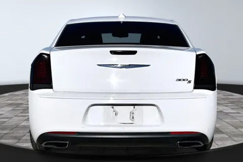 More photos of 2019 Chrysler 300 S at Redlands CDJR, CA