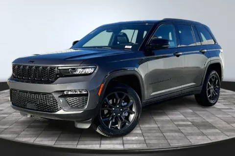 Another view of 2025 Jeep Grand Cherokee Limited for sale in Redlands, CA at Redlands CDJR