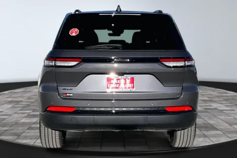 More photos of 2025 Jeep Grand Cherokee Limited at Redlands CDJR, CA