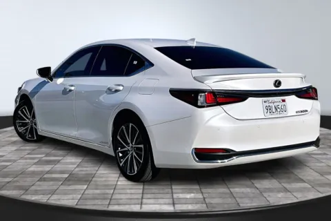 Another view of 2022 Lexus ES 300h for sale in Redlands, CA at Redlands CDJR