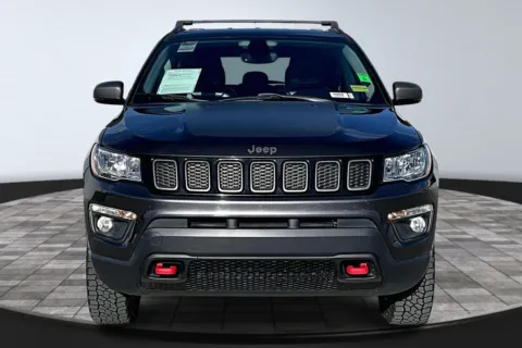 More photos of 2019 Jeep Compass Trailhawk at Redlands CDJR, CA