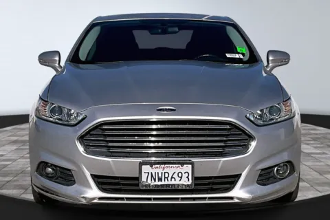 More photos of 2016 Ford Fusion SE at Redlands CDJR, CA