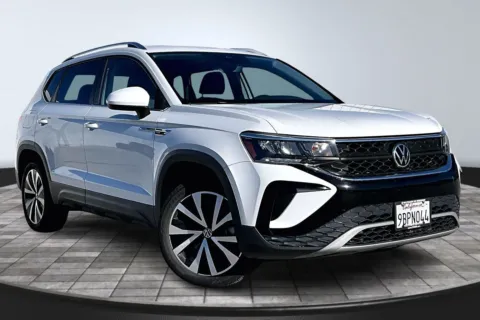 Photos of 2022 Volkswagen Taos 1.5T SE for sale in Redlands, CA at Redlands CDJR