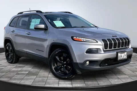 Photos of 2018 Jeep Cherokee Latitude for sale in Redlands, CA at Redlands CDJR