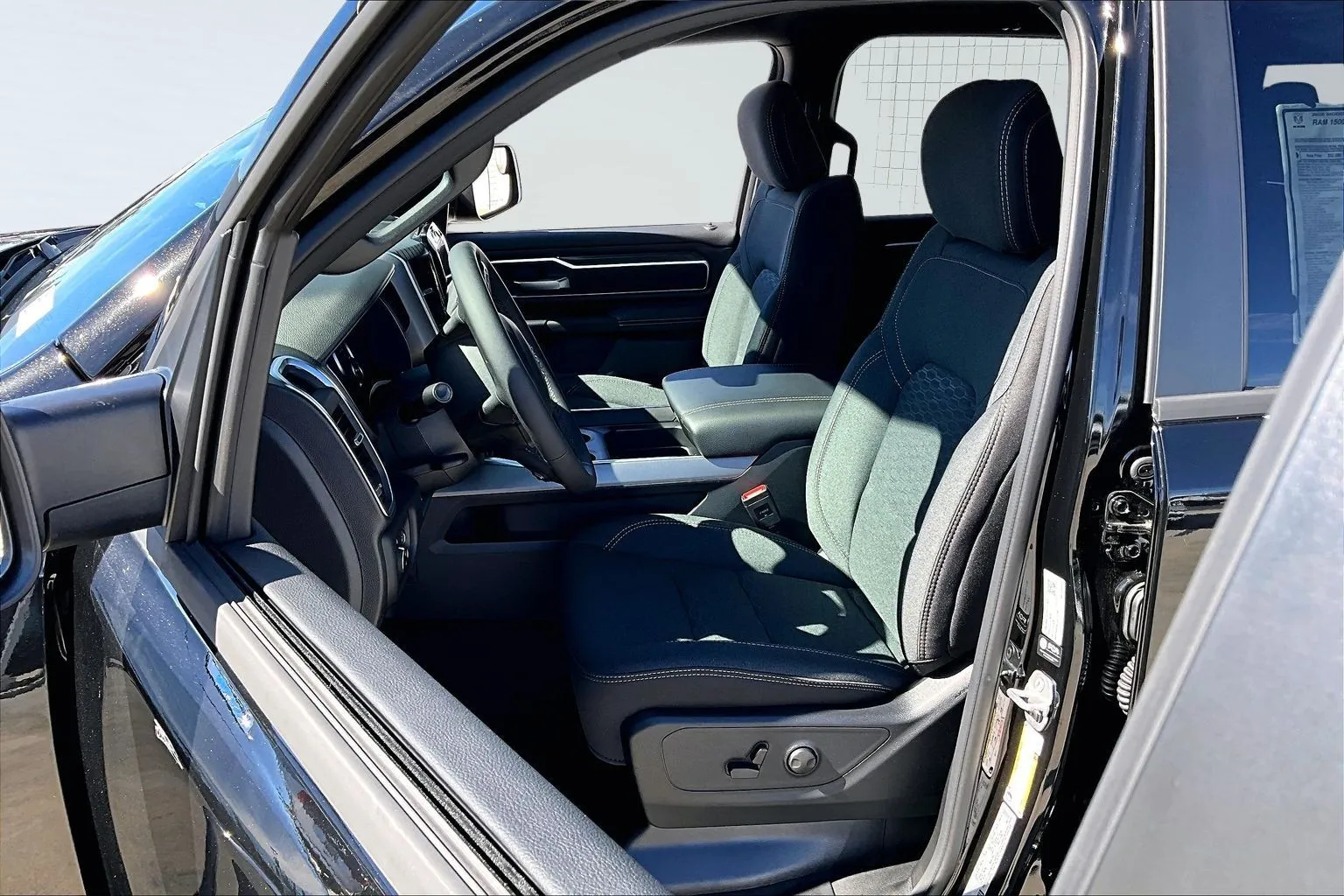 2026 RAM 1500 Big Horn/Lone Star - Photo 3