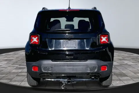 More photos of 2020 Jeep Renegade Altitude at Redlands CDJR, CA