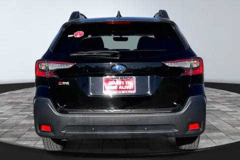 More photos of 2023 Subaru Outback Onyx Edition at Redlands CDJR, CA