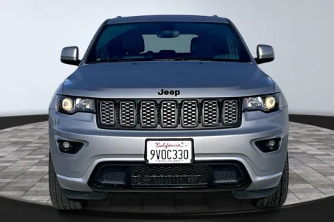 More photos of 2019 Jeep Grand Cherokee Altitude at Redlands CDJR, CA