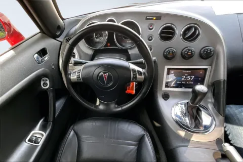 More photos of 2008 Pontiac Solstice GXP at Redlands CDJR, CA