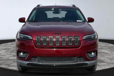 More photos of 2019 Jeep Cherokee Altitude at Redlands CDJR, CA