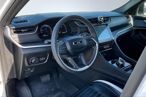 Another view of 2024 Jeep Grand Cherokee L Laredo for sale in Redlands, CA at Redlands CDJR