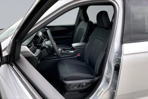 Another view of 2026 Jeep Grand Cherokee L Laredo for sale in Redlands, CA at Redlands CDJR