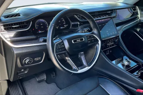 More photos of 2022 Jeep Grand Cherokee Limited at Redlands CDJR, CA