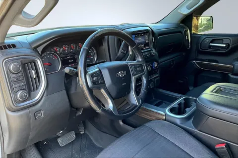 Another view of 2019 Chevrolet Silverado 1500 LT Trail Boss for sale in Redlands, CA at Redlands CDJR