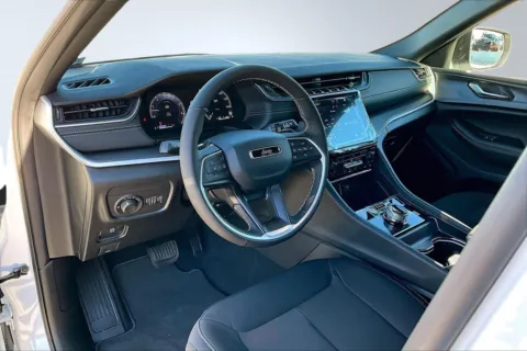 More photos of 2026 Jeep Grand Cherokee Laredo at Redlands CDJR, CA