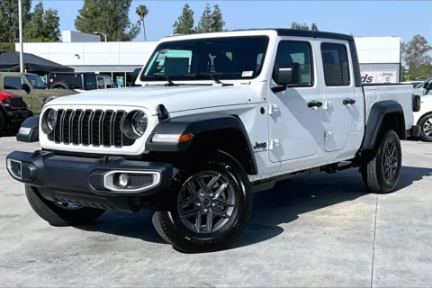 Photos of 2026 Jeep Gladiator Sport S for sale in Redlands, CA at Redlands CDJR