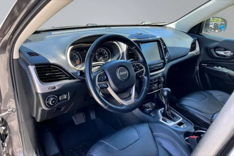 More photos of 2014 Jeep Cherokee Limited at Redlands CDJR, CA
