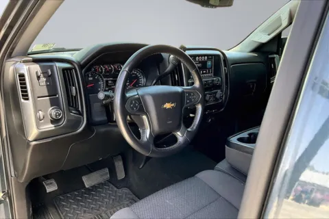 More photos of 2017 Chevrolet Silverado 1500 LT at Redlands CDJR, CA