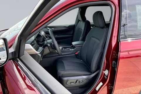 Another view of 2026 Jeep Grand Cherokee L Laredo for sale in Redlands, CA at Redlands CDJR