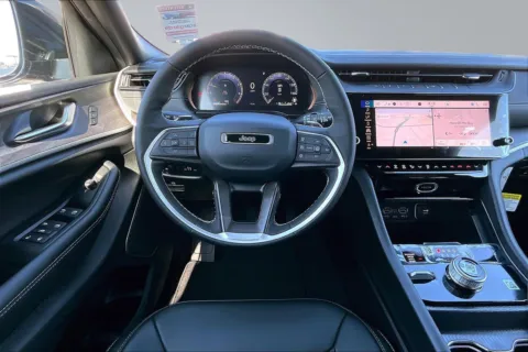 More photos of 2026 Jeep Grand Cherokee Limited at Redlands CDJR, CA