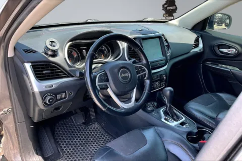 More photos of 2016 Jeep Cherokee Trailhawk at Redlands CDJR, CA