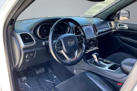 More photos of 2020 Jeep Grand Cherokee Altitude at Redlands CDJR, CA