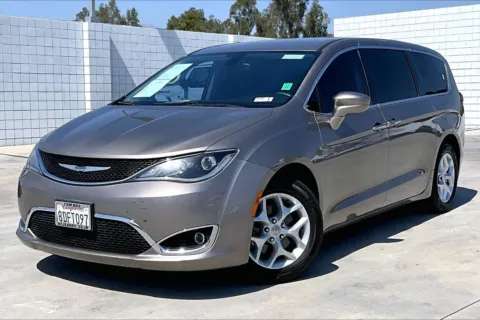 Photos of 2018 Chrysler Pacifica Touring Plus for sale in Redlands, CA at Redlands CDJR