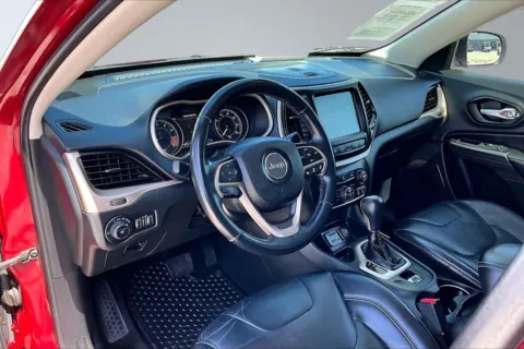 More photos of 2014 Jeep Cherokee Limited at Redlands CDJR, CA