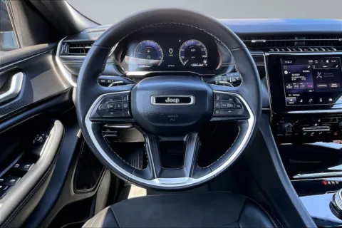 More photos of 2024 Jeep Grand Cherokee L Altitude at Redlands CDJR, CA