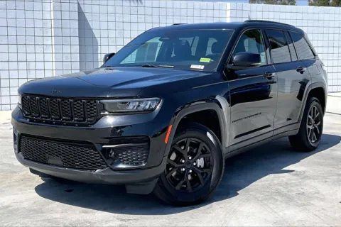 Photos of 2024 Jeep Grand Cherokee Altitude for sale in Redlands, CA at Redlands CDJR
