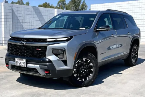 Photos of 2024 Chevrolet Traverse Z71 for sale in Redlands, CA at Redlands CDJR