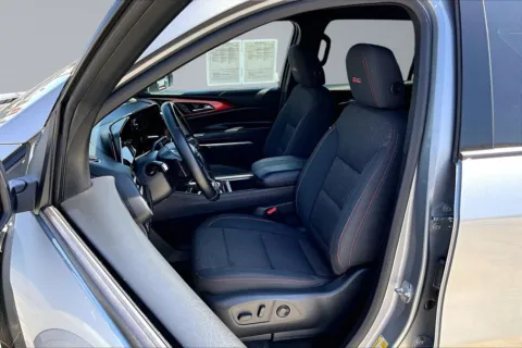 Another view of 2024 Chevrolet Traverse Z71 for sale in Redlands, CA at Redlands CDJR
