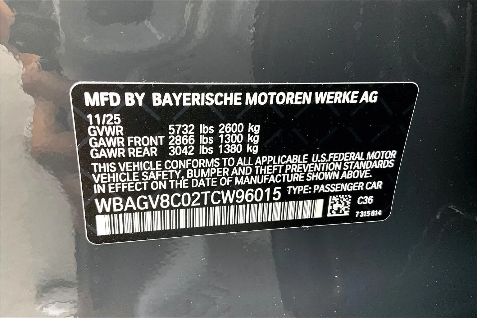 2026 BMW 8 Series M850i - Photo 33