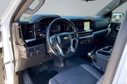 More photos of 2022 Chevrolet Silverado 1500 LT at Redlands CDJR, CA