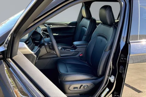 Another view of 2026 Jeep Grand Cherokee L Limited for sale in Redlands, CA at Redlands CDJR