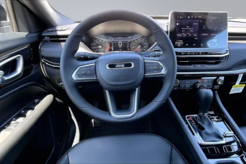 More photos of 2026 Jeep Compass Latitude at Redlands CDJR, CA