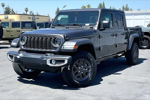 Photos of 2026 Jeep Gladiator Sport S for sale in Redlands, CA at Redlands CDJR